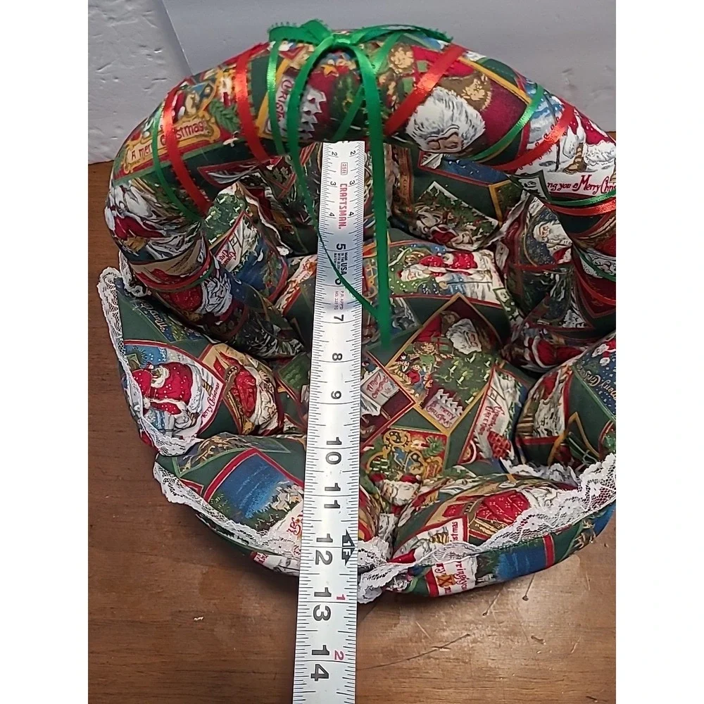 Vintage Handmade Quilted Christmas Basket Cotton‎ & Lace Santa Claus 13
